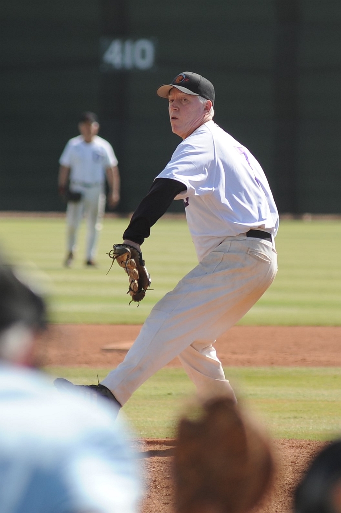 Dragons_2017-10-30 (324).jpg - (c)2010 DeVetter